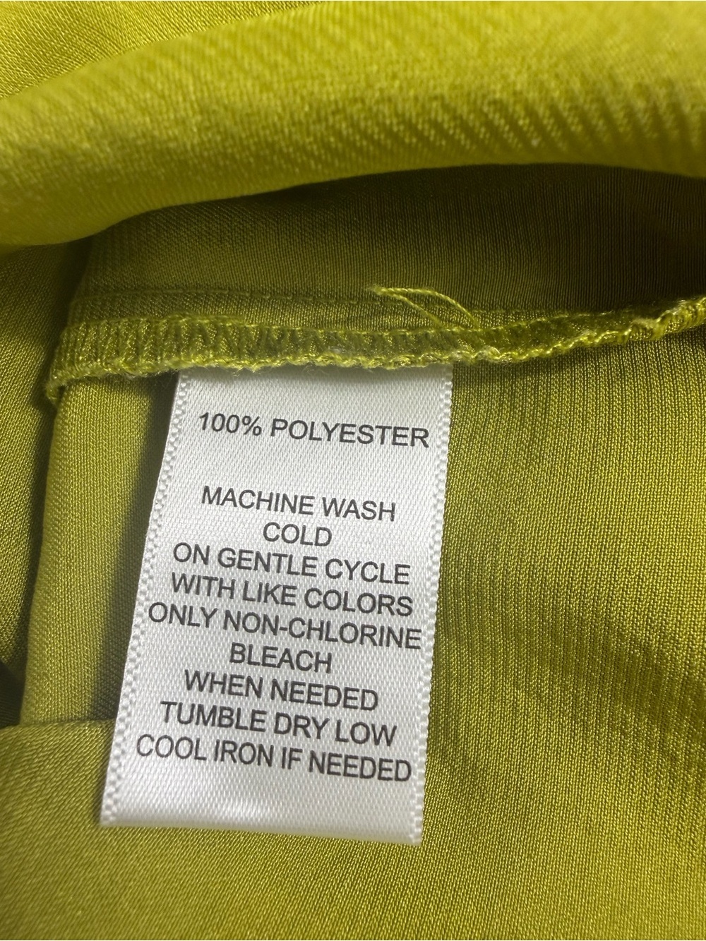 Calligraphie Chartreuse Satin Button Front Blouse Women’s Size M - Picture 8 of 8
